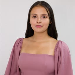 Ковалева Аманда